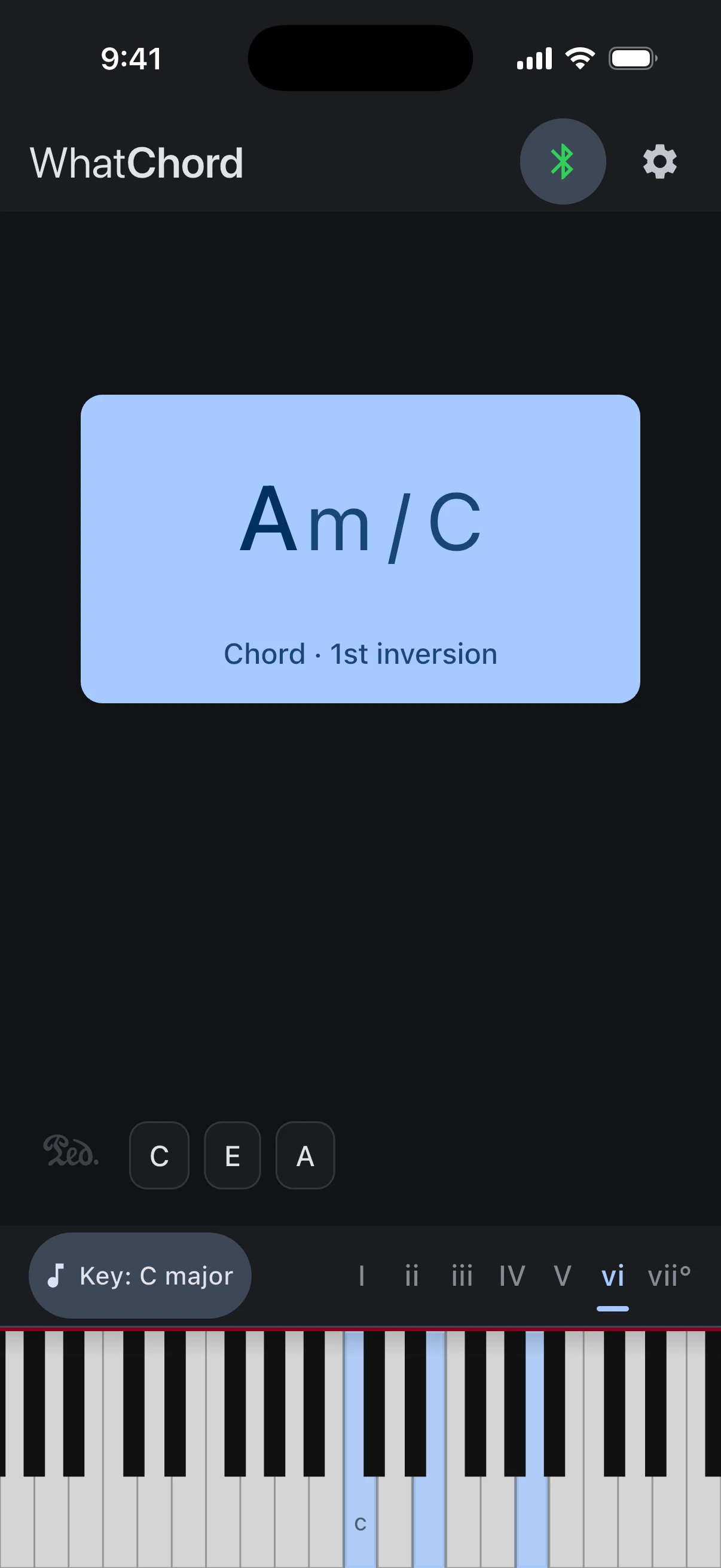 WhatChord identifying Dm7 in real time, showing the chord name and piano keyboard